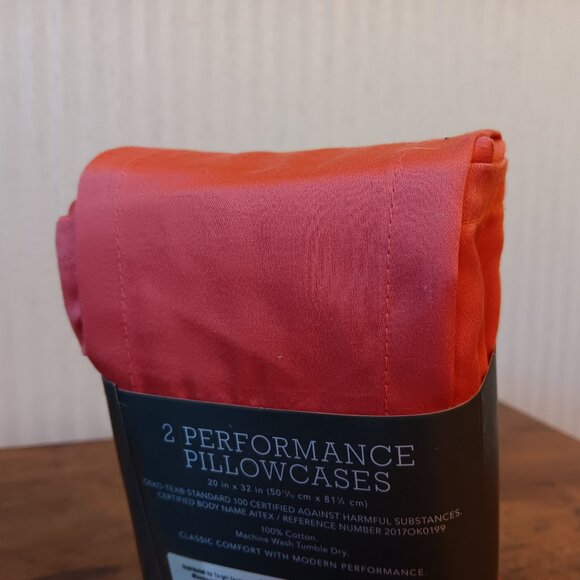 Threshold Performance Pillowcase Set (Standard size) - Picture 6 of 9